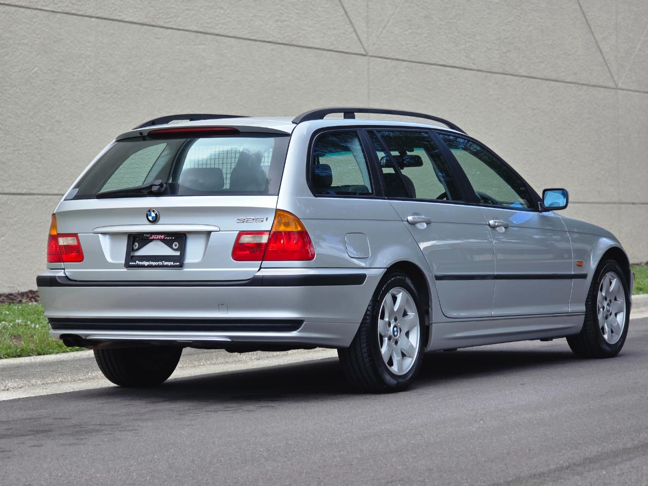 BMW 325i  2001