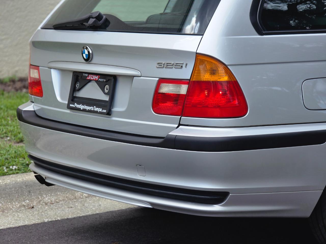 BMW 325i  2001
