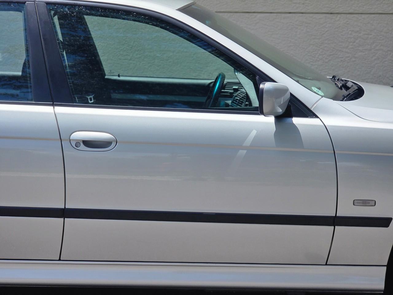 BMW 525i  2001