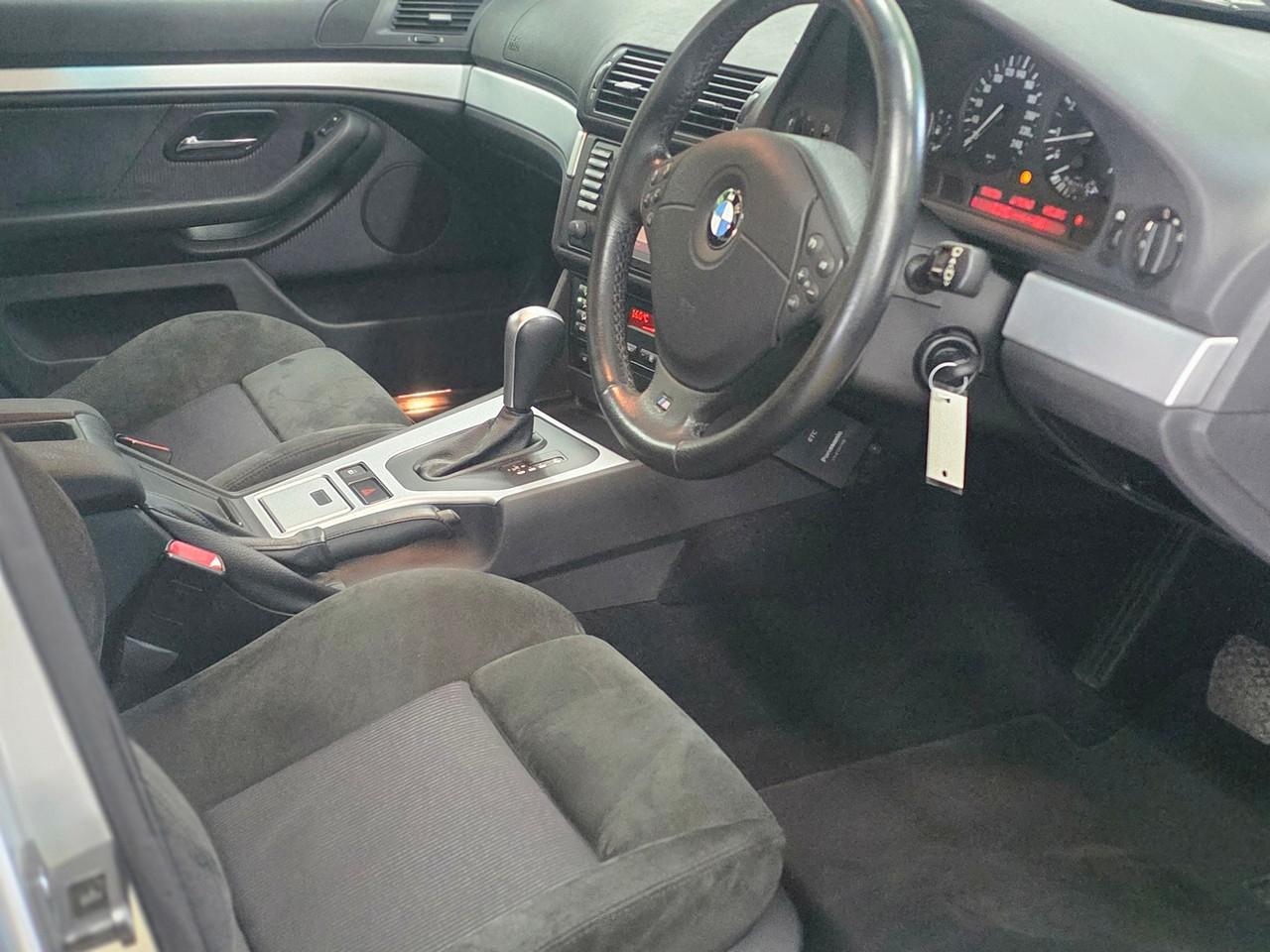 BMW 525i  2001