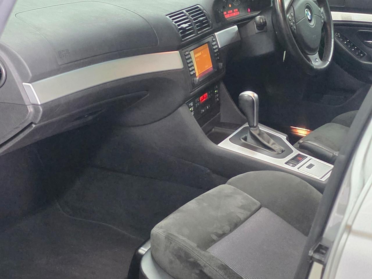 BMW 525i  2001