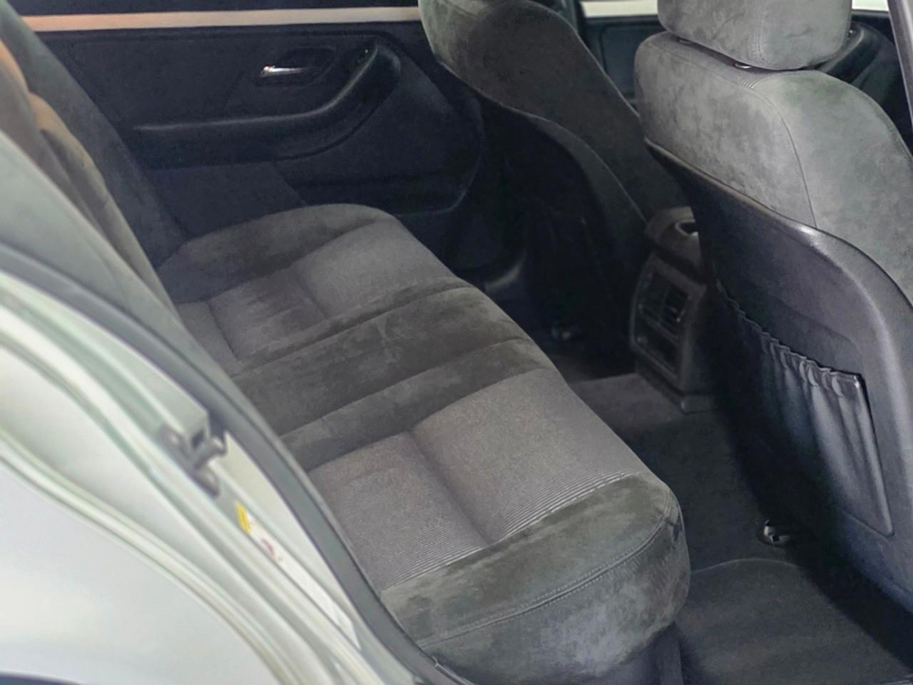 BMW 525i  2001