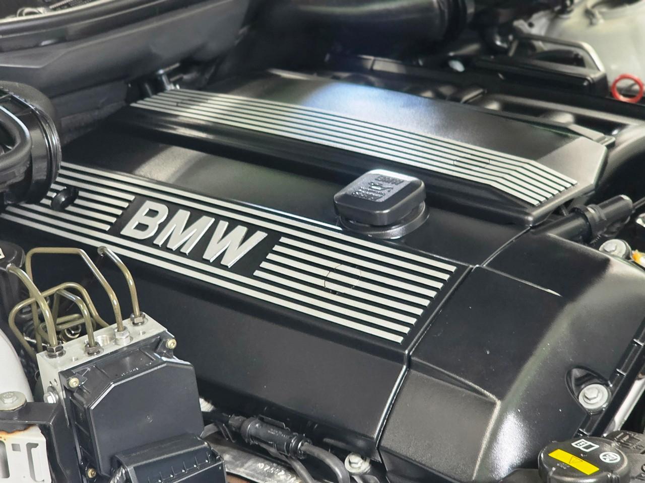 BMW 525i  2001