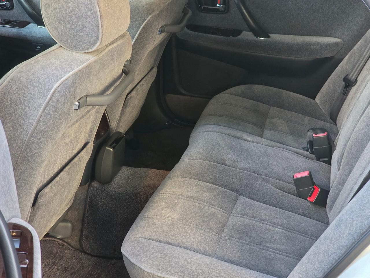 Toyota Crown  1996