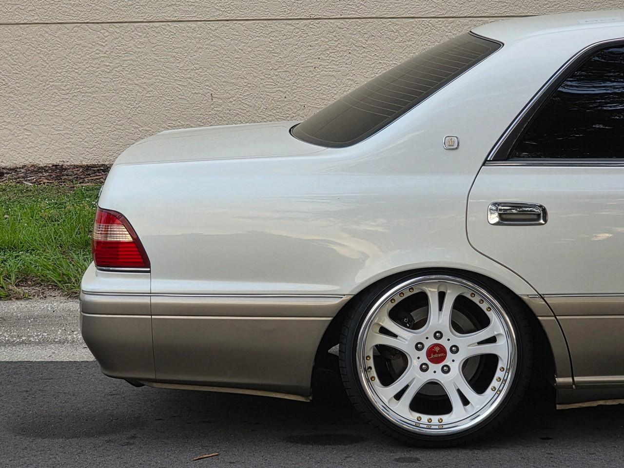 Toyota Crown  1996