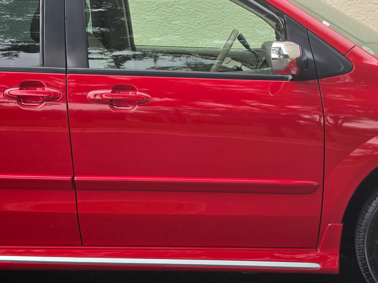 Mazda MPV  2001