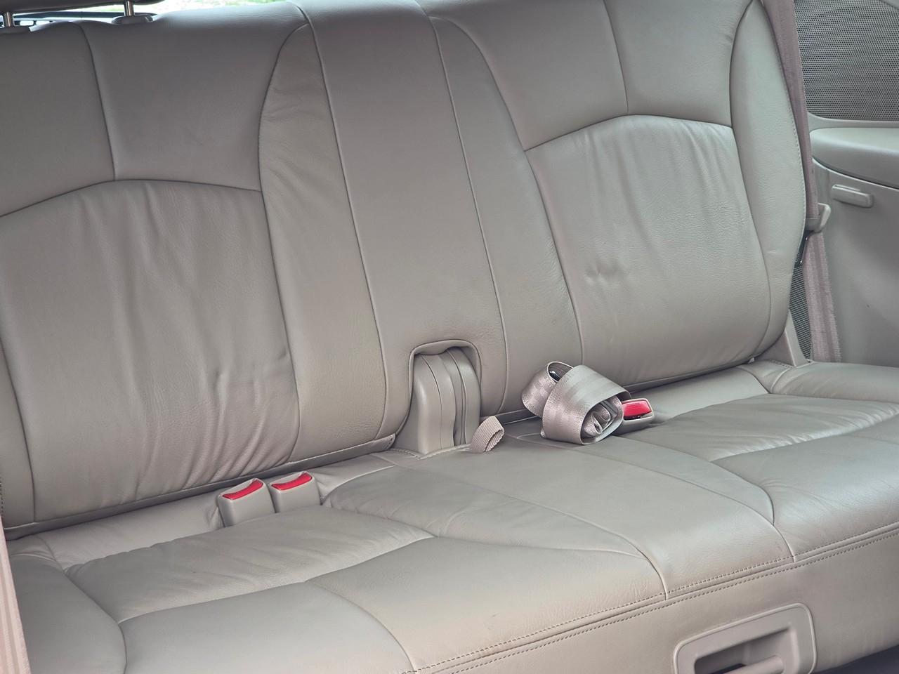 Mazda MPV  2001
