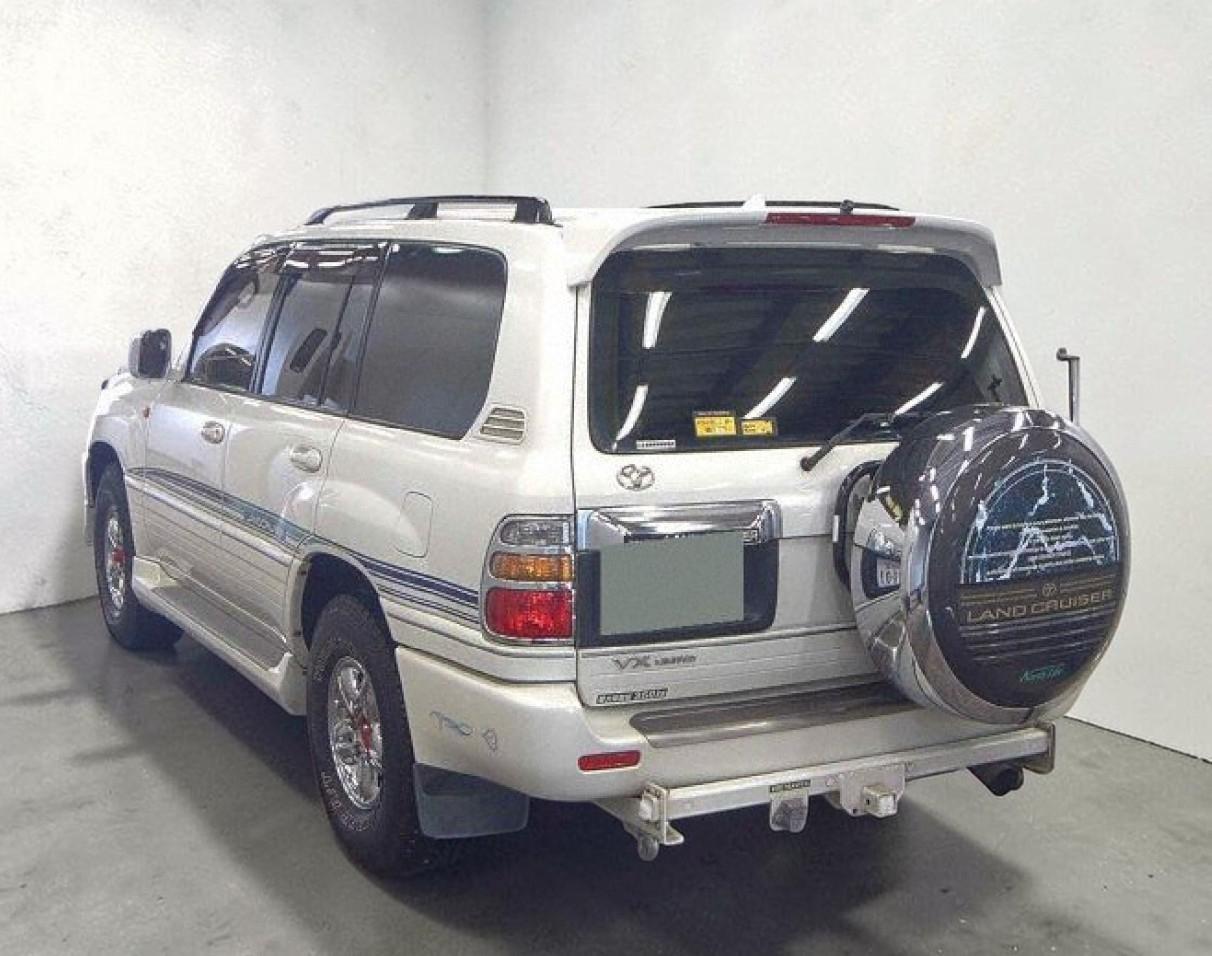 Toyota Land Cruiser  2001