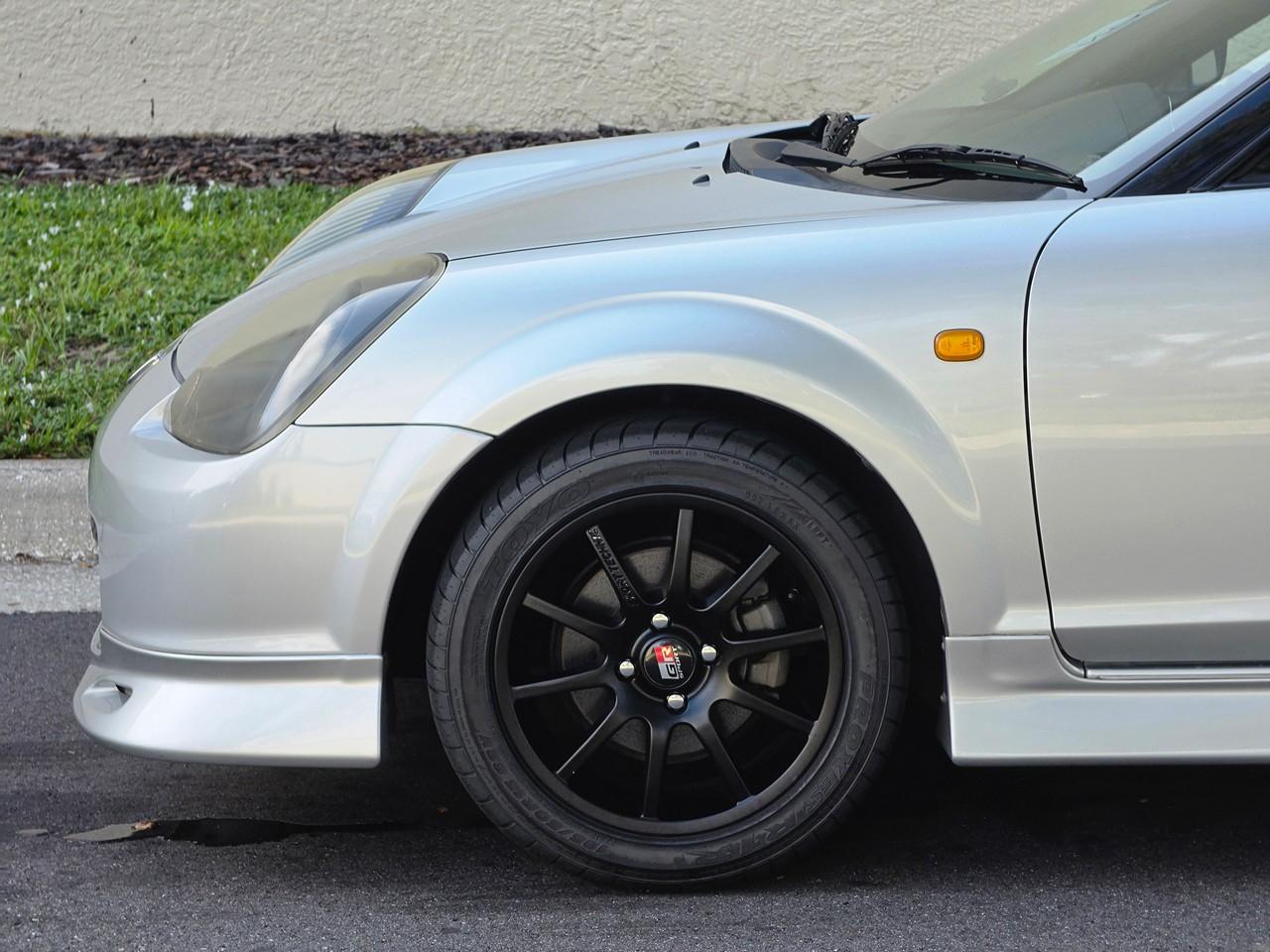 Toyota MR2 Spyder  1999