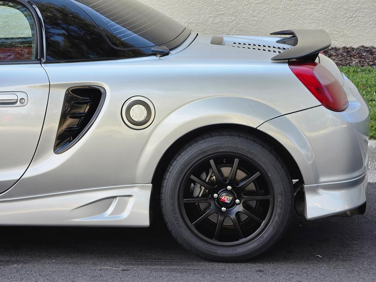 Toyota MR2 Spyder  1999
