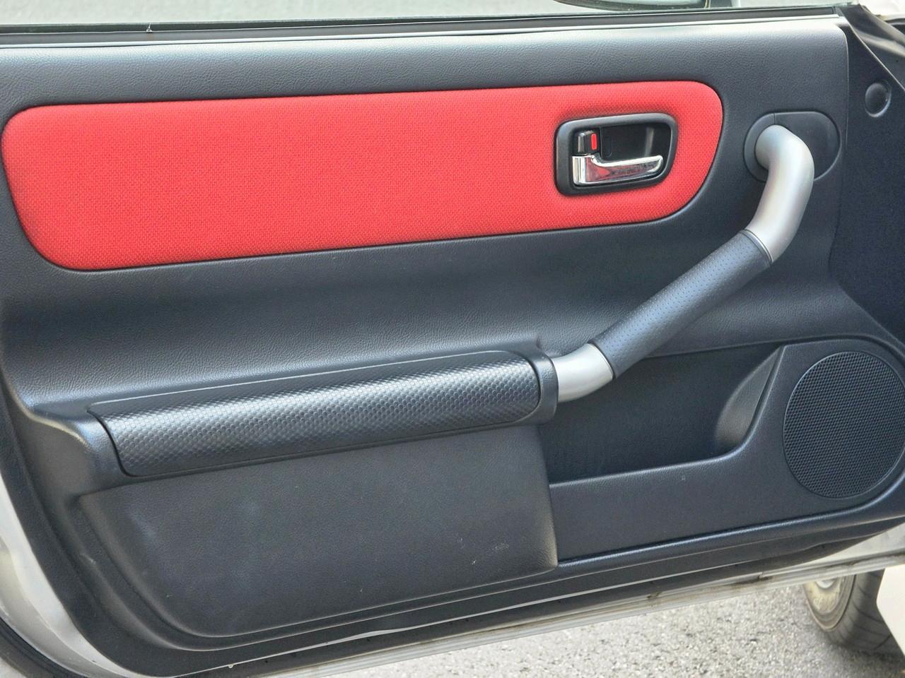 Toyota MR2 Spyder  1999