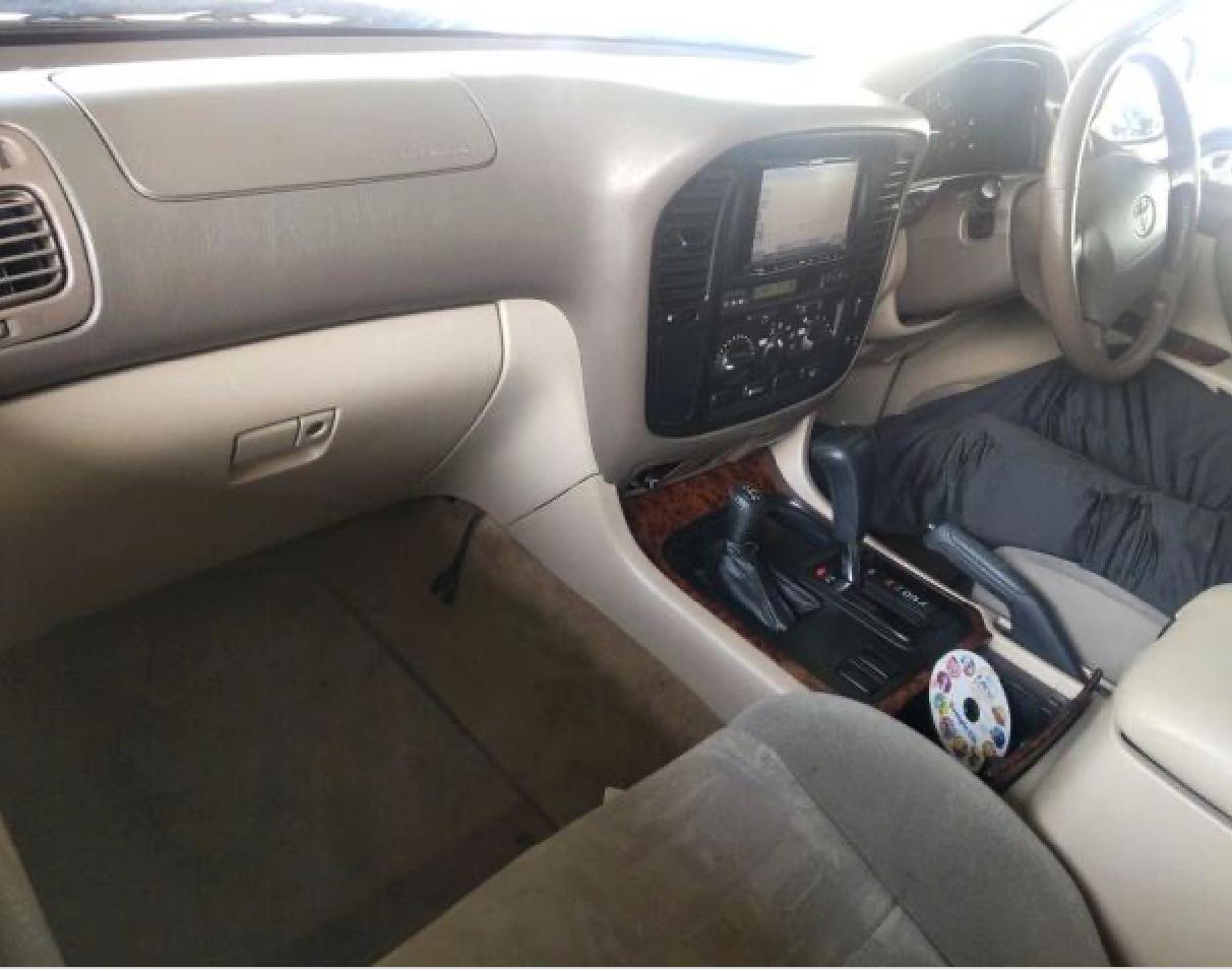 Toyota Land Cruiser  2000