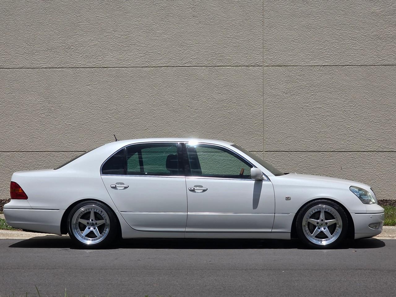 Toyota Celsior  2000