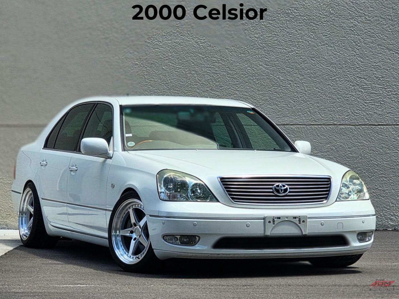 Toyota Celsior  2000