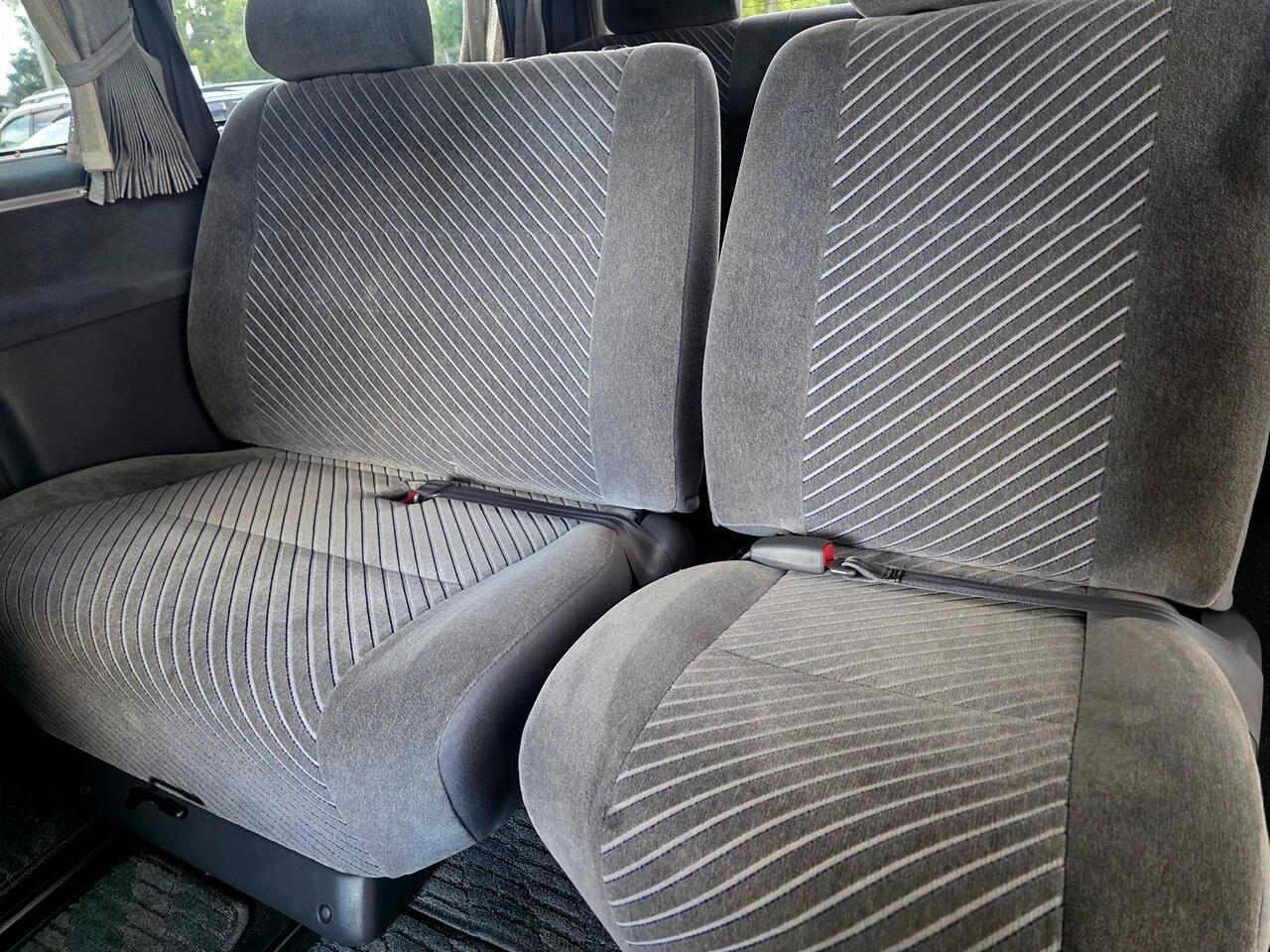 Toyota Granvia  1996