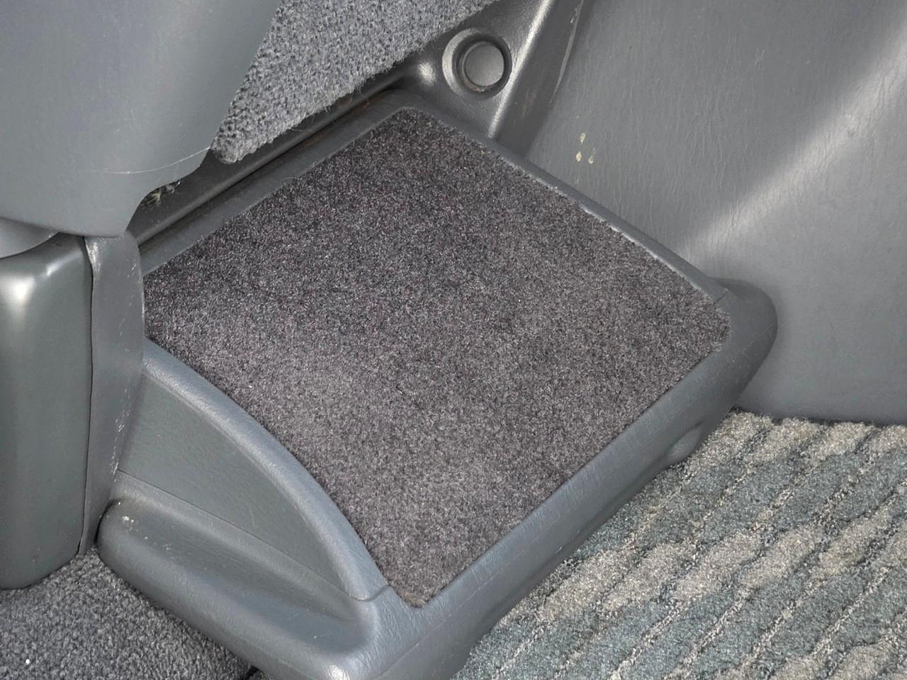 Toyota Granvia  1996