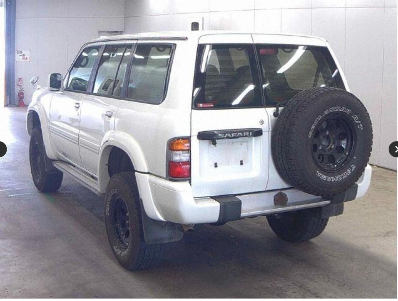 Nissan Safari  2000