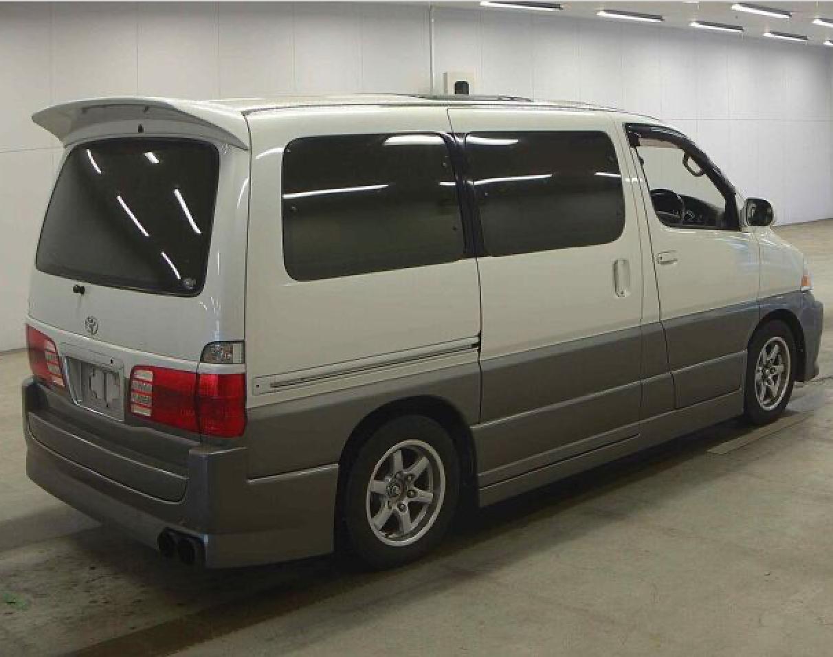 Toyota Grand Hiace  2000