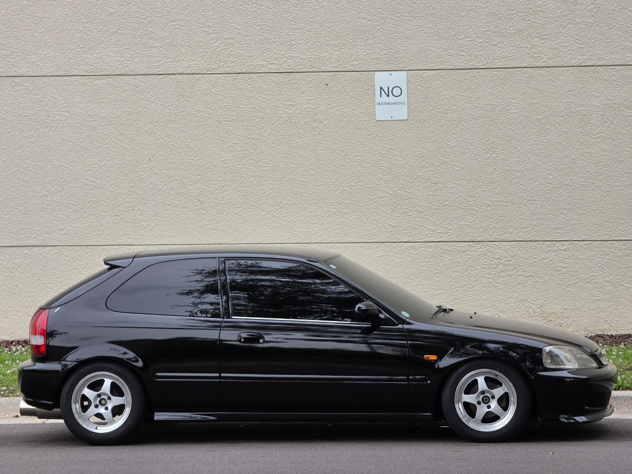 Honda Civic Hatchback  1998