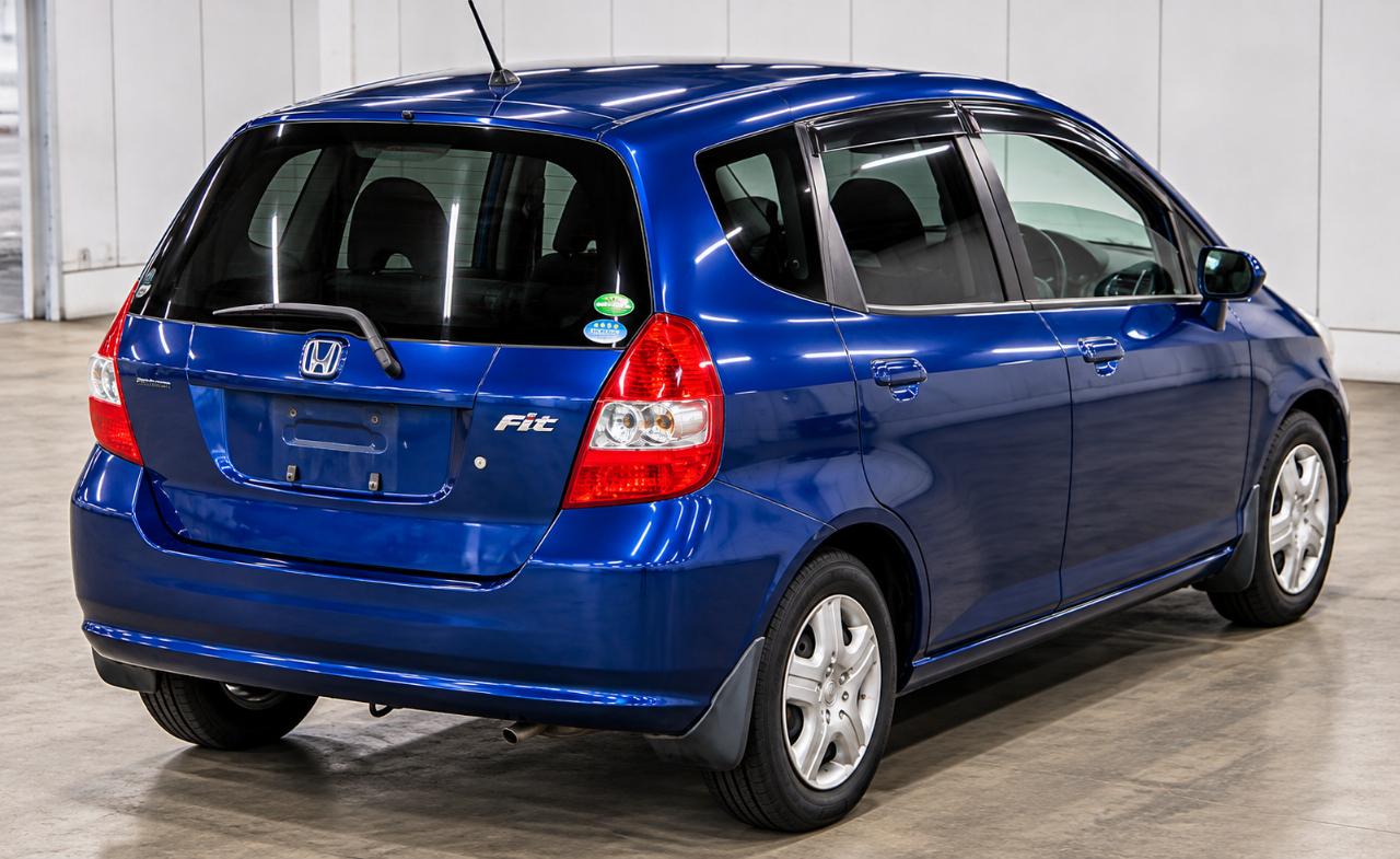 Honda Fit  2001