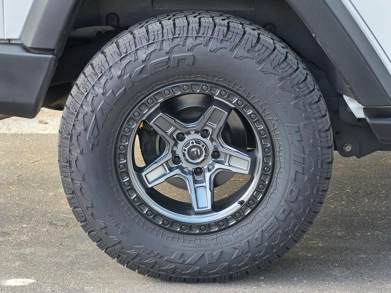 Jeep Wrangler Unlimited Sport 4WD 2015