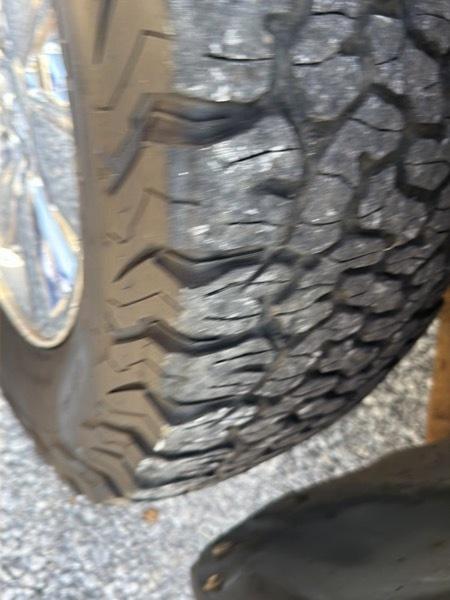 GMC Sierra 1500 4WD Crew Cab 143.5" SLE 2012
