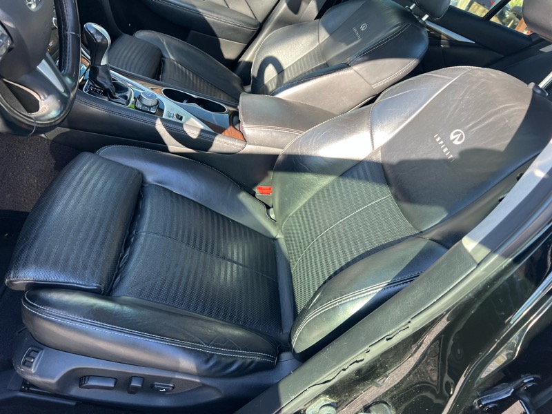 Infiniti Q50 Premium 2014