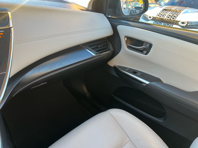 Toyota Avalon XLE Plus 2017