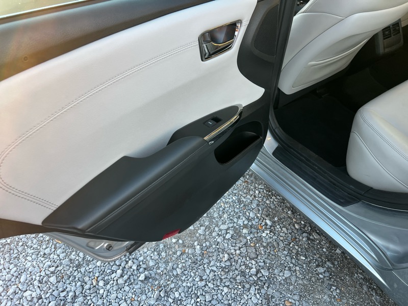 Toyota Avalon XLE Plus 2017