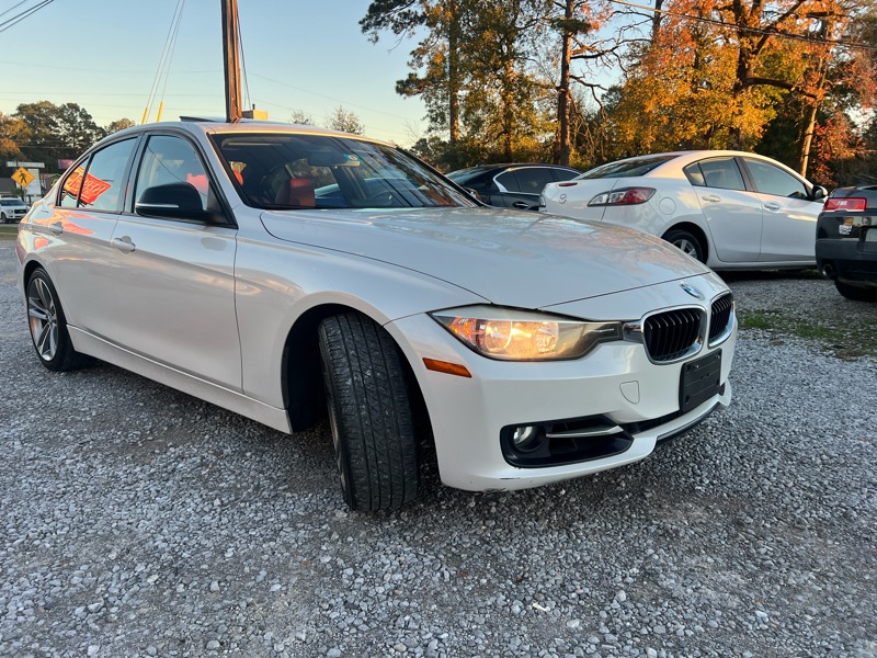 BMW 3-Series 328i Sedan 2012