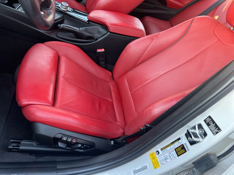 BMW 3-Series 328i Sedan 2012