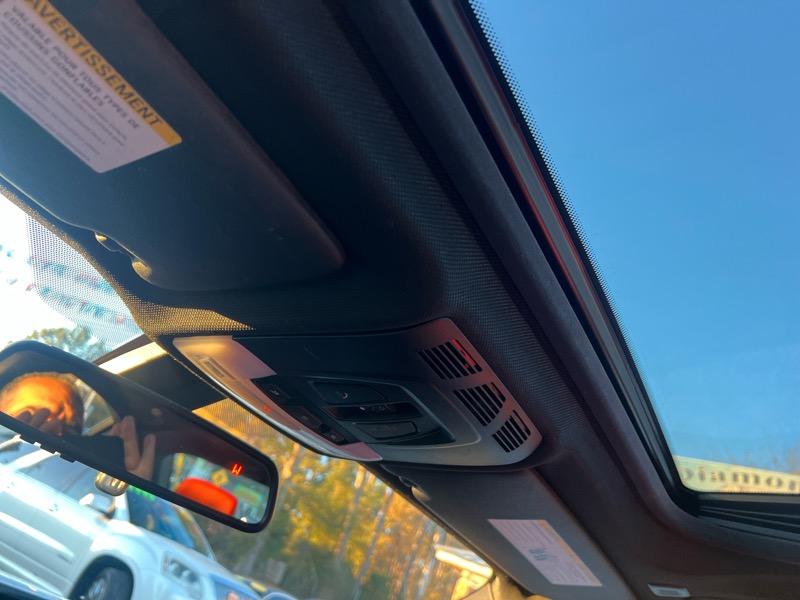 BMW 3-Series 328i Sedan 2012