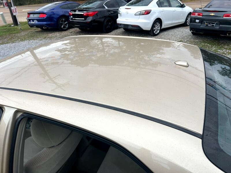 Toyota Camry SE 6-Spd MT 2010