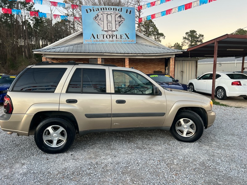Chevrolet TrailBlazer LS 2WD 2005