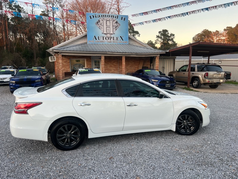 Nissan Altima 2.5 SV 2015