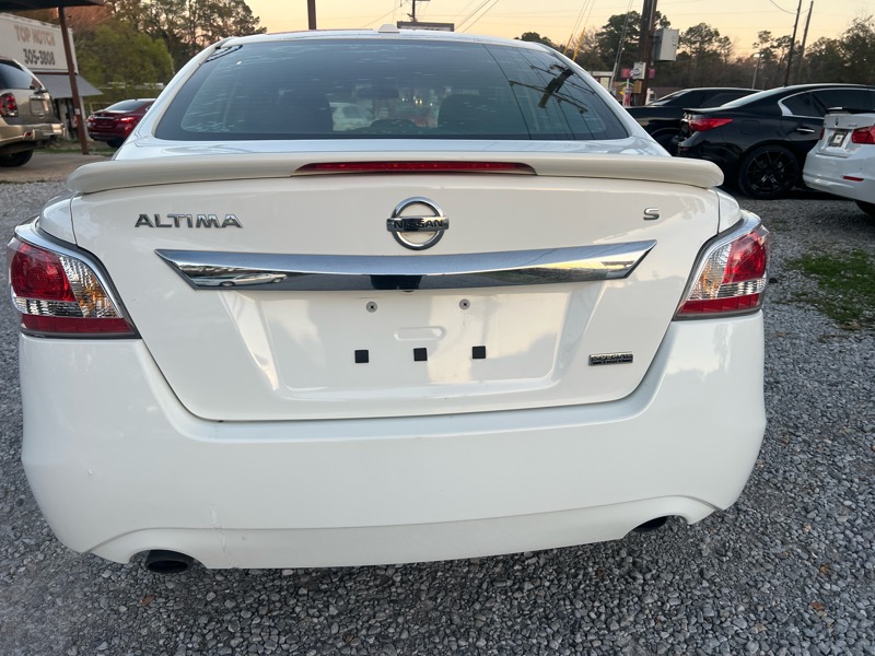 Nissan Altima 2.5 SV 2015