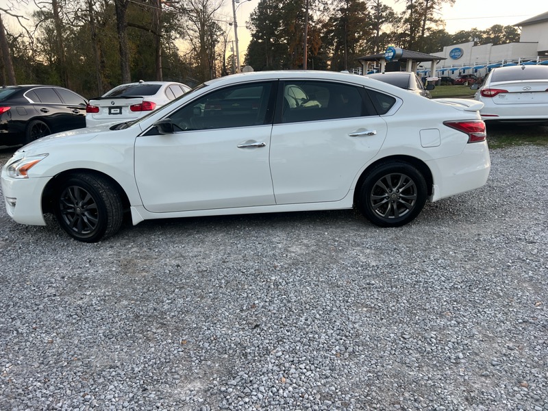 Nissan Altima 2.5 SV 2015