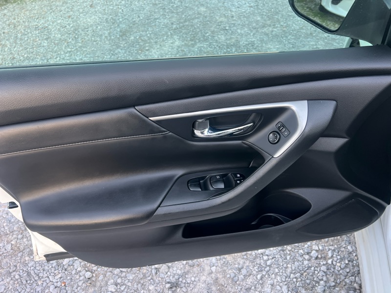 Nissan Altima 2.5 SV 2015