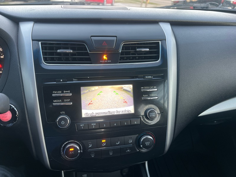 Nissan Altima 2.5 SV 2015