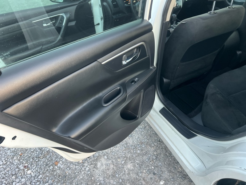 Nissan Altima 2.5 SV 2015