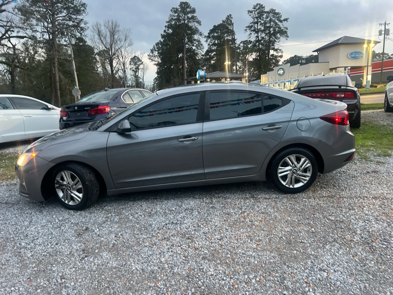 Hyundai Elantra Limited 2019
