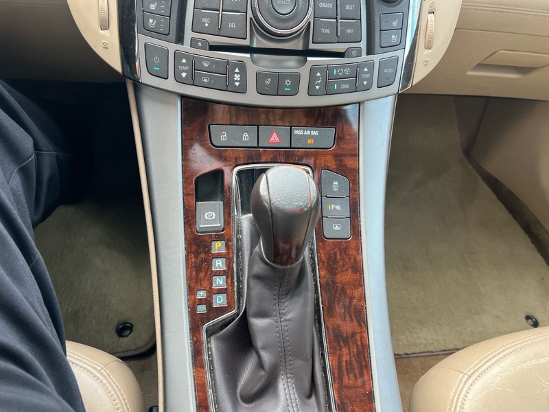 Buick LaCrosse CXL FWD 2010