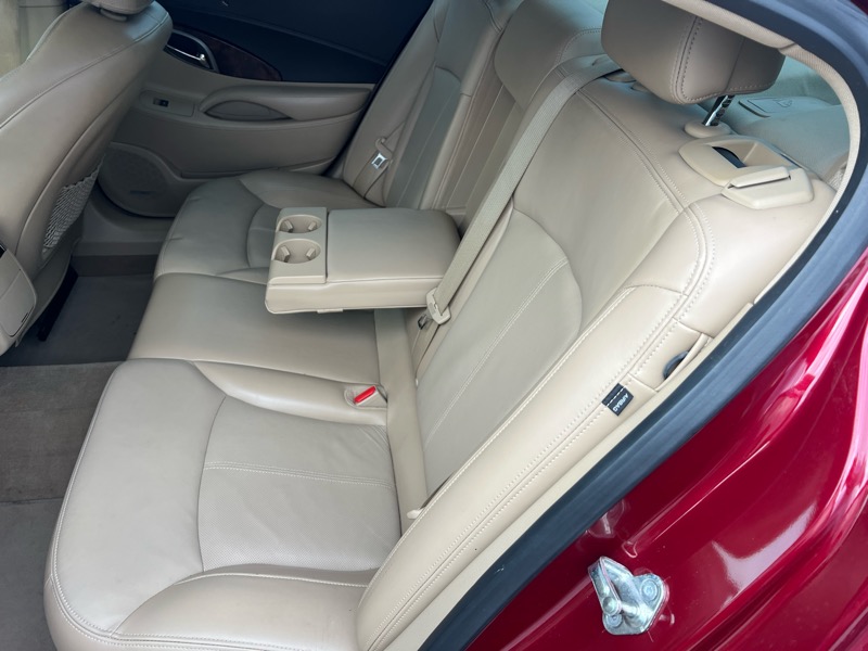 Buick LaCrosse CXL FWD 2010