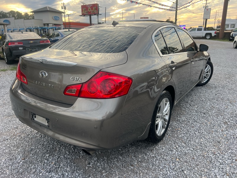 Infiniti G Sedan G37x AWD 2011