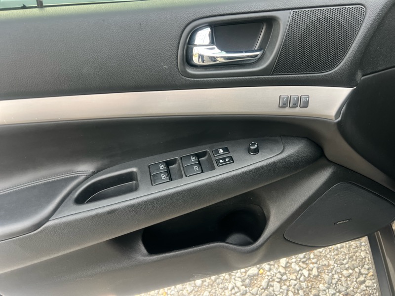 Infiniti G Sedan G37x AWD 2011