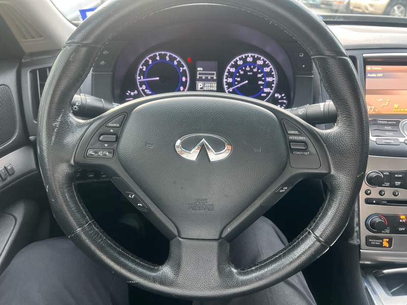 Infiniti G Sedan G37x AWD 2011