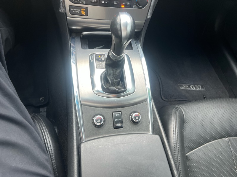 Infiniti G Sedan G37x AWD 2011