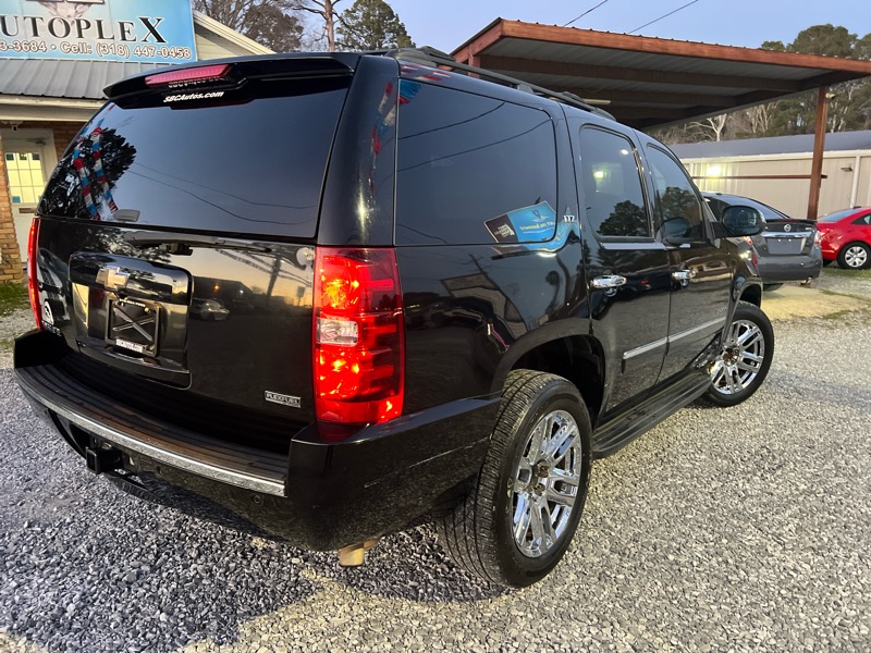 Chevrolet Tahoe LTZ 4WD 2010