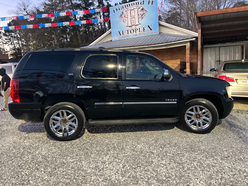Chevrolet Tahoe LTZ 4WD 2010