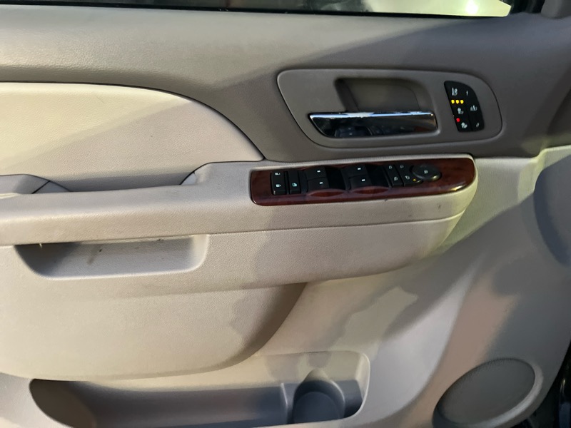 Chevrolet Tahoe LTZ 4WD 2010